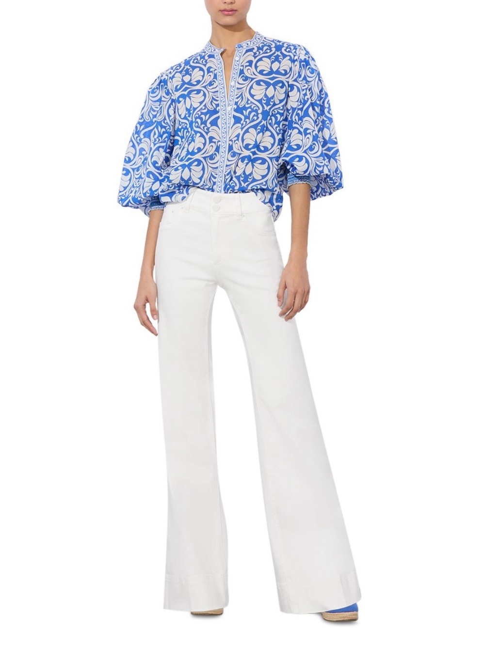 Alice + Olivia Blue and White Floral-Print Balloon Sleeve Blouse - Picture 4 of 8